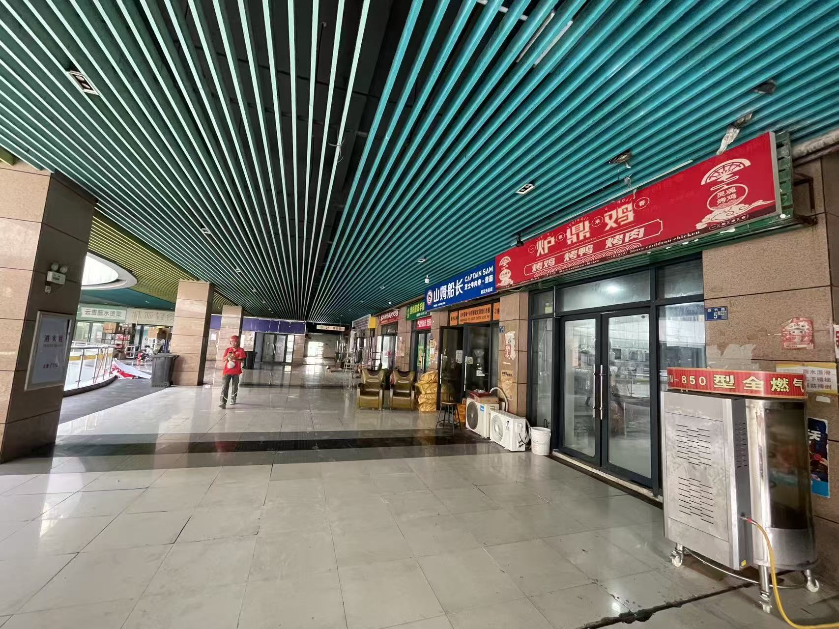 洪山区新竹路光谷青年城外卖店整体转让