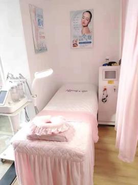 后湖53平美甲美睫纹绣店稳‬定带客源转让...