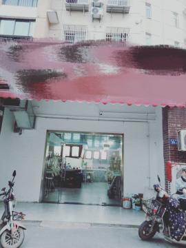 汉阳大型小区出入口95平餐饮店转让