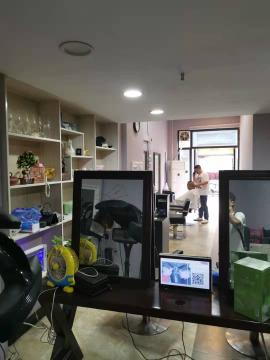 奥山世纪城美发店低价转让！（无行业限制）