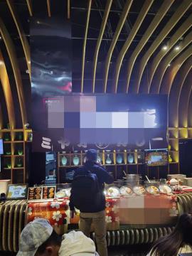 武汉荟聚美食城档口转让