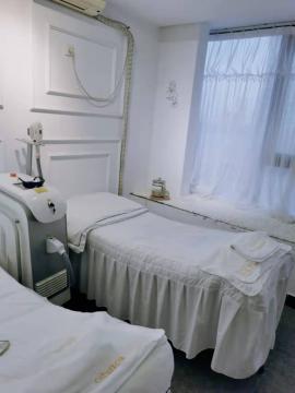 江汉区临街写字楼美甲美容工作室找合伙人