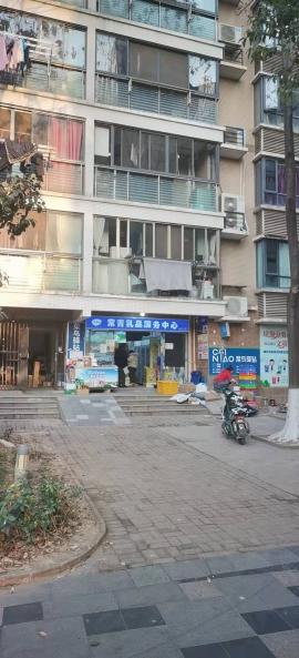 常青花园70平米菜鸟驿站转让