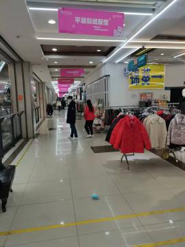 汉口北品牌服装城二楼20平米门面转租（行...