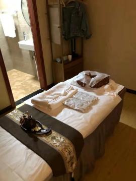 汉阳成熟小区美容院转让