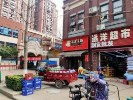 吴家山大型小区出口处超市棋牌室转让