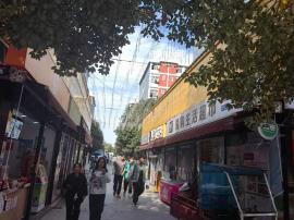 汉口学院校内17平美食门面低价转让（业态...