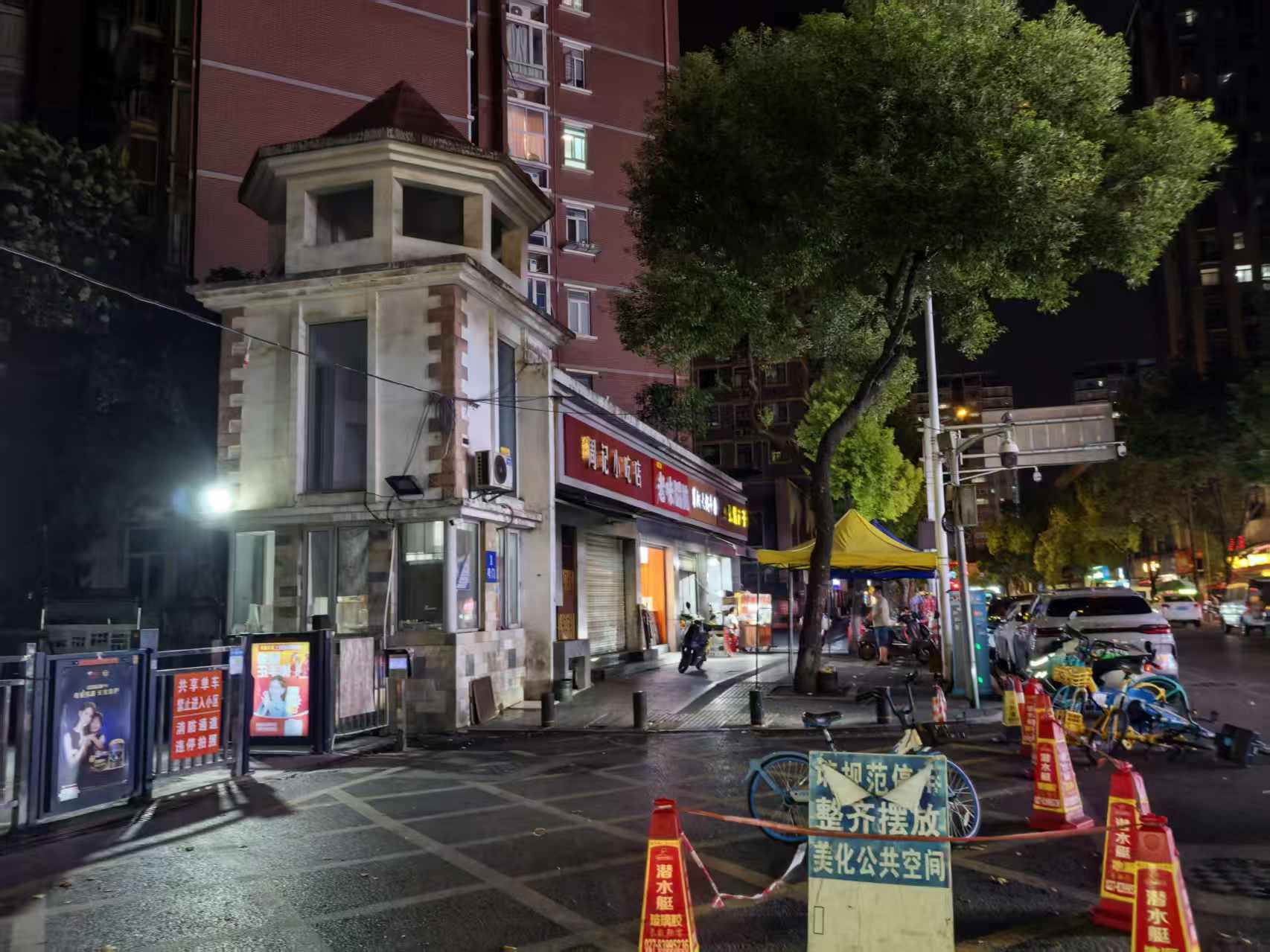 汉阳建港黄金餐饮旺铺转让桥机路临街，...